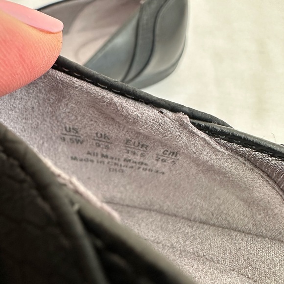 Life Stride Dig Black Faux Leather Soft System Slip In Loafers Women’s 9.5W - Picture 14 of 15